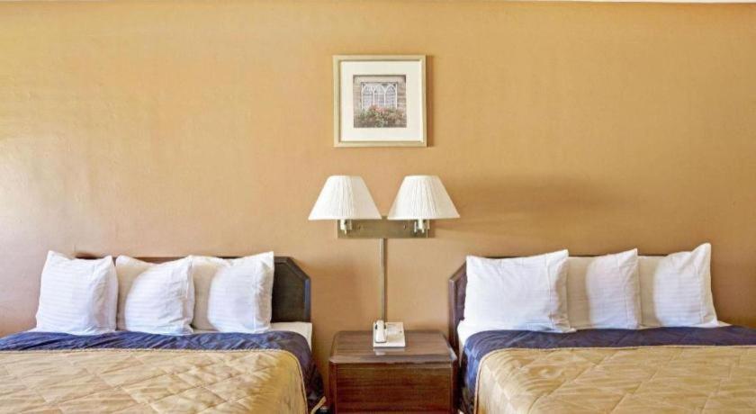 Howard Johnson By Wyndham South Lake Tahoe Εξωτερικό φωτογραφία